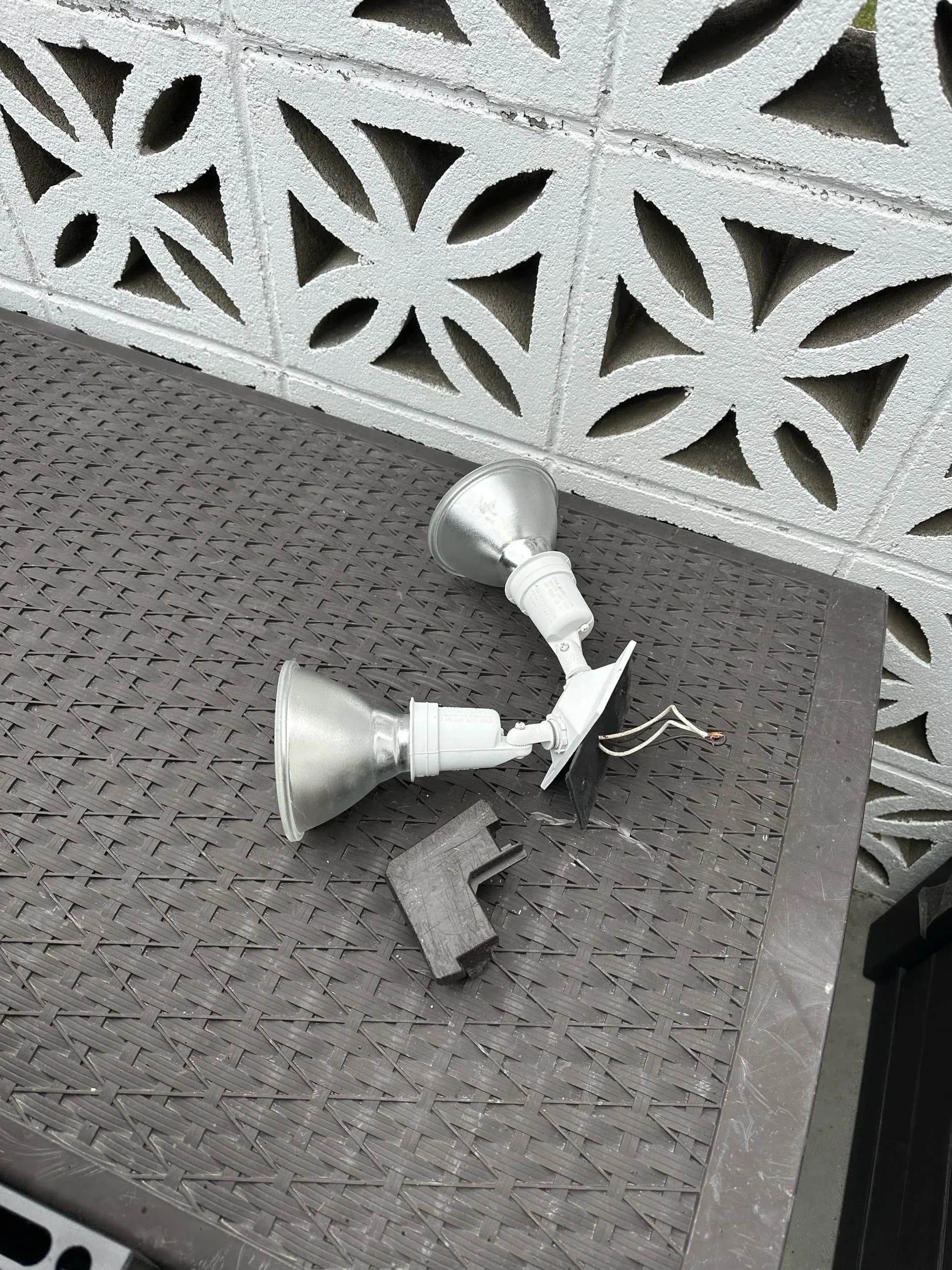 Broken Exterior Flood Light Fixtures Replacement