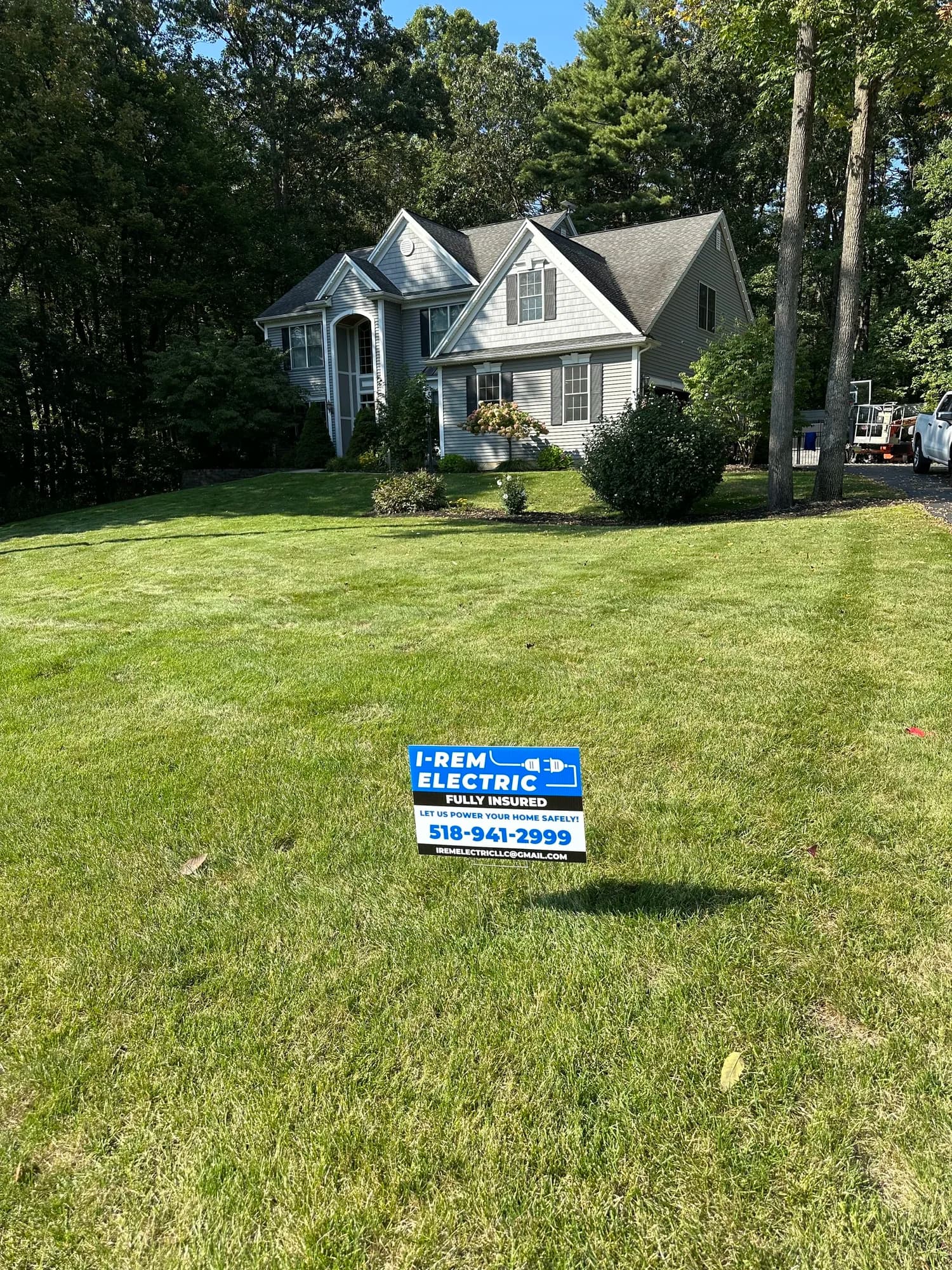 I Rem Electric Yard Sign Residential Job Site