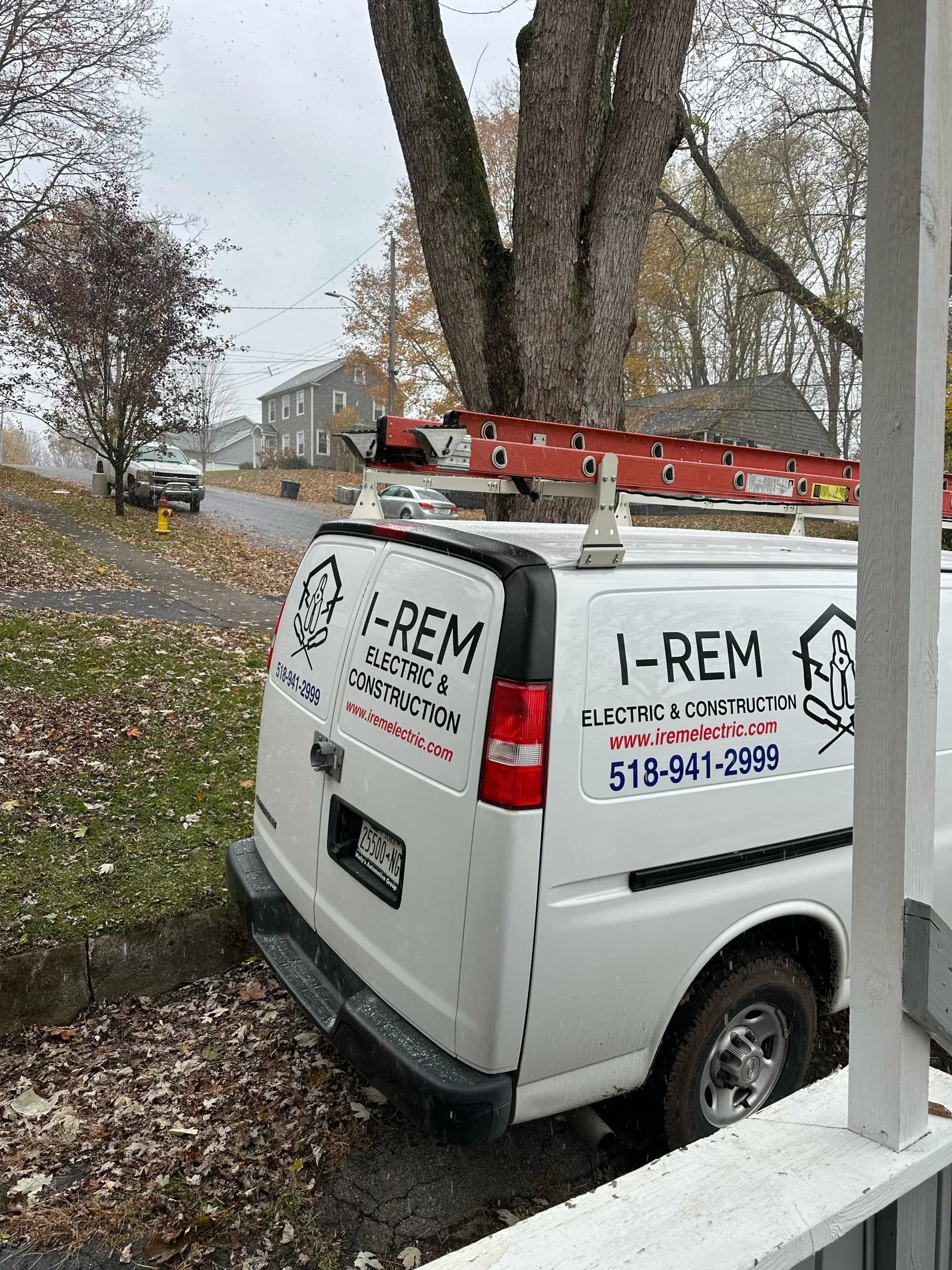 I-ReM Electric Service Van Ladder Rack Rear View
