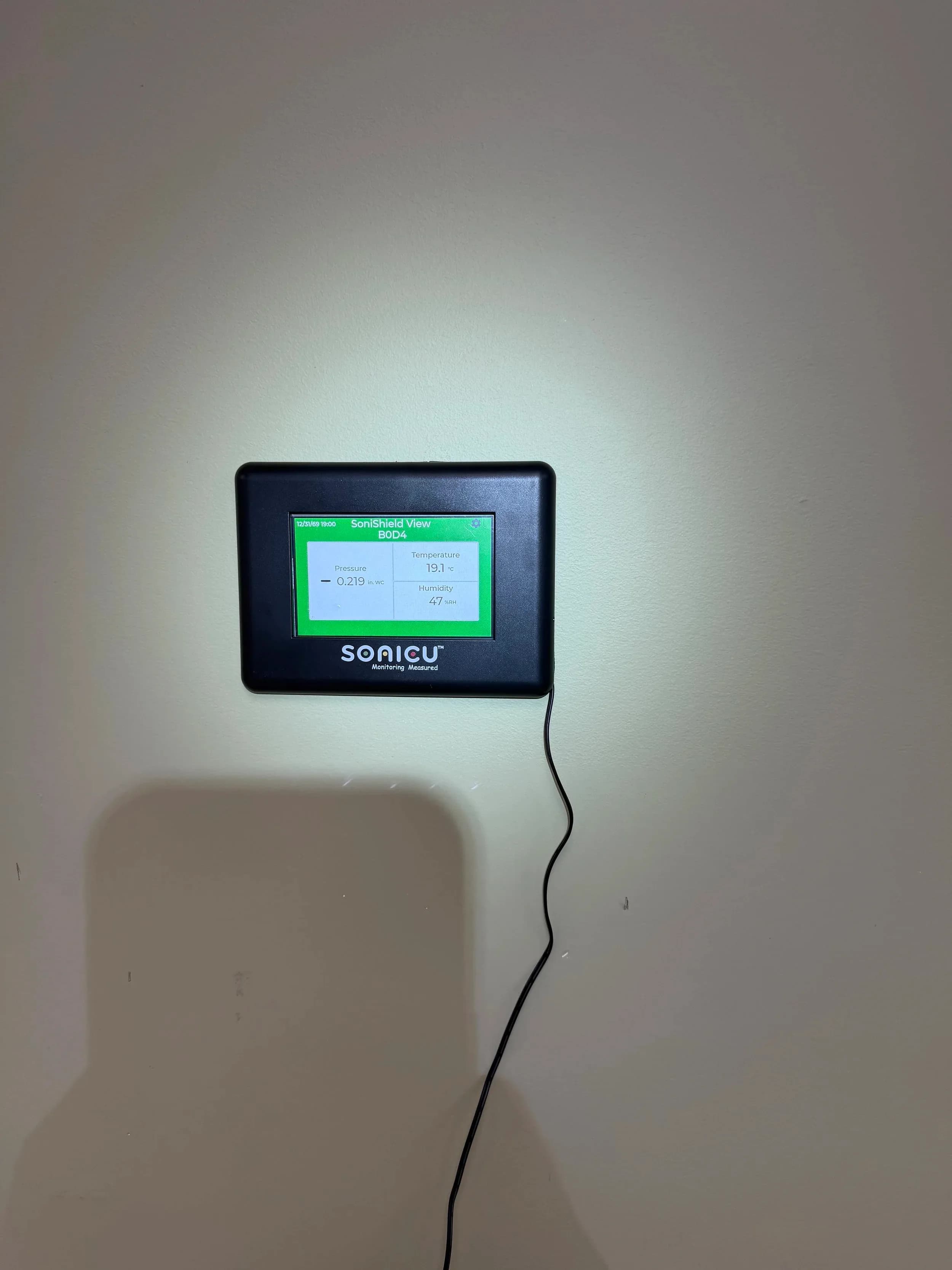 Sonicu Environmental Monitor Wall Mount Pressure Gauge